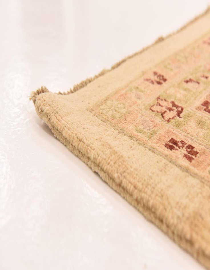 Detail image of  13' 4 x 16' 10  Hand Knotted Peshawar Ziegler Rug