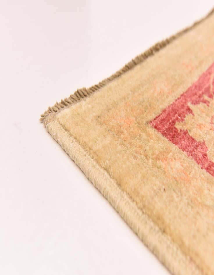 Detail image of  6' 8 x 9' 9  Hand Knotted Peshawar Ziegler Rug