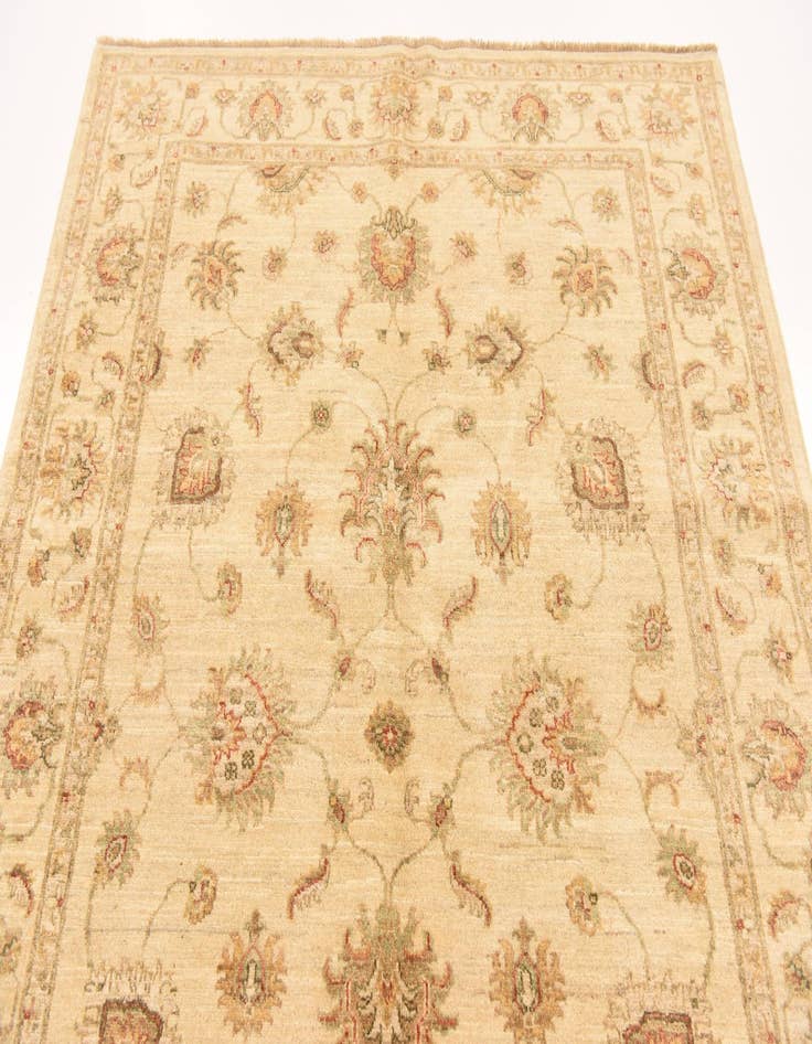 Detail image of  4' 10 x 6' 3  Hand Knotted Peshawar Ziegler Rug