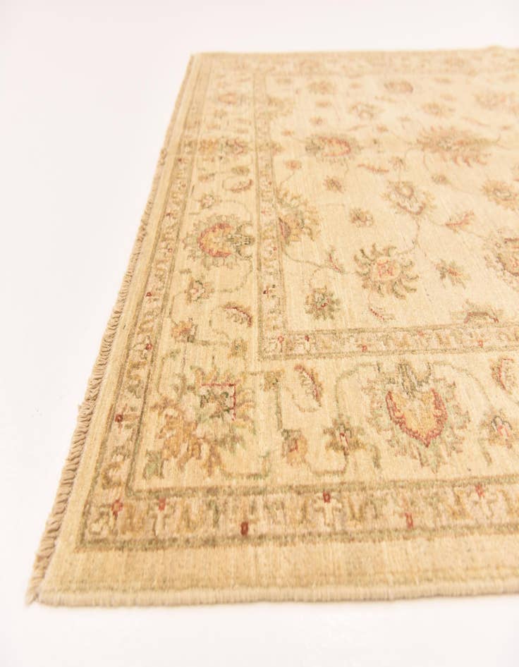 Detail image of  4' 10 x 6' 3  Hand Knotted Peshawar Ziegler Rug