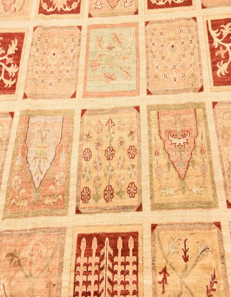 Detail image of  8' 3 x 10' 6  Hand Knotted Peshawar Ziegler Rug