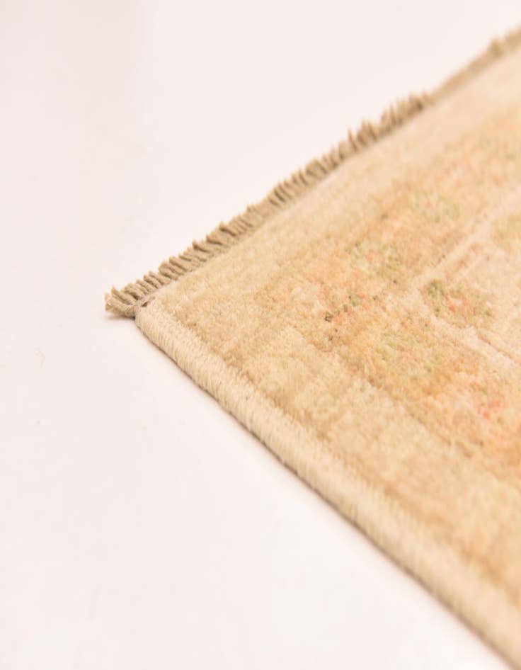 Detail image of  6' 7 x 9' 6  Hand Knotted Peshawar Ziegler Rug