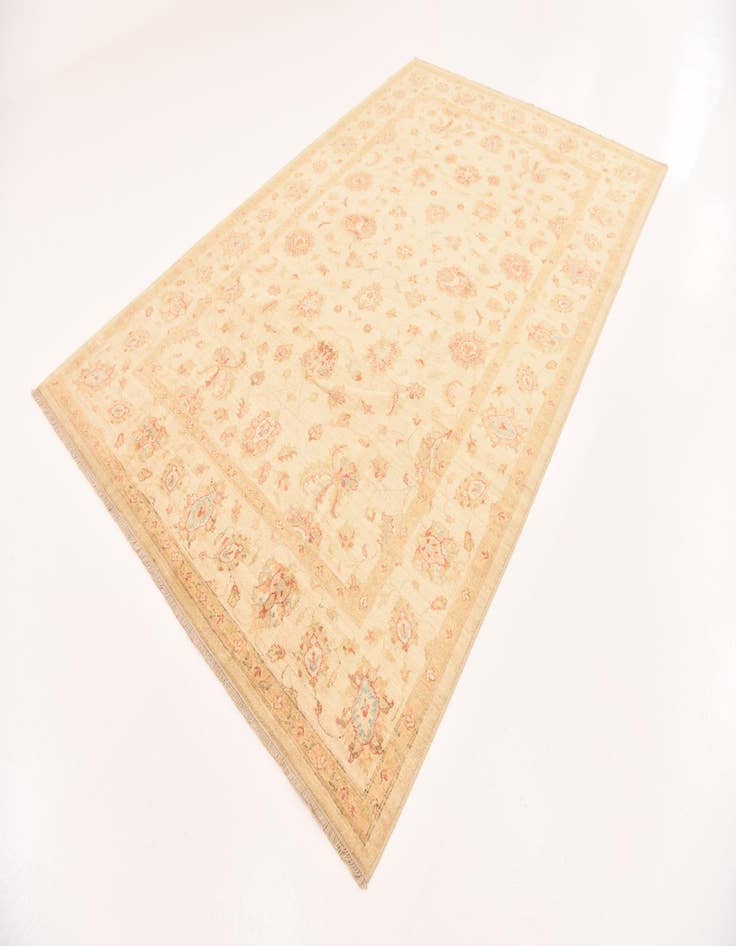 Detail image of  6' 9 x 10' 5  Hand Knotted Peshawar Ziegler Rug