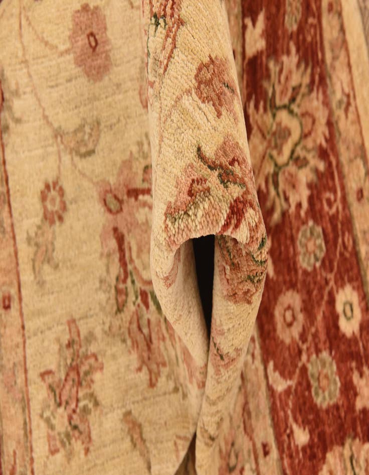 Detail image of  5' 2 x 6' 7  Hand Knotted Peshawar Ziegler Rug