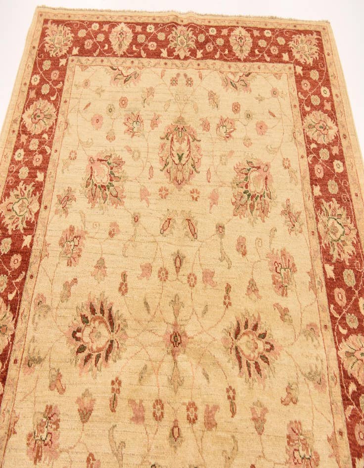 Detail image of  5' 2 x 6' 7  Hand Knotted Peshawar Ziegler Rug