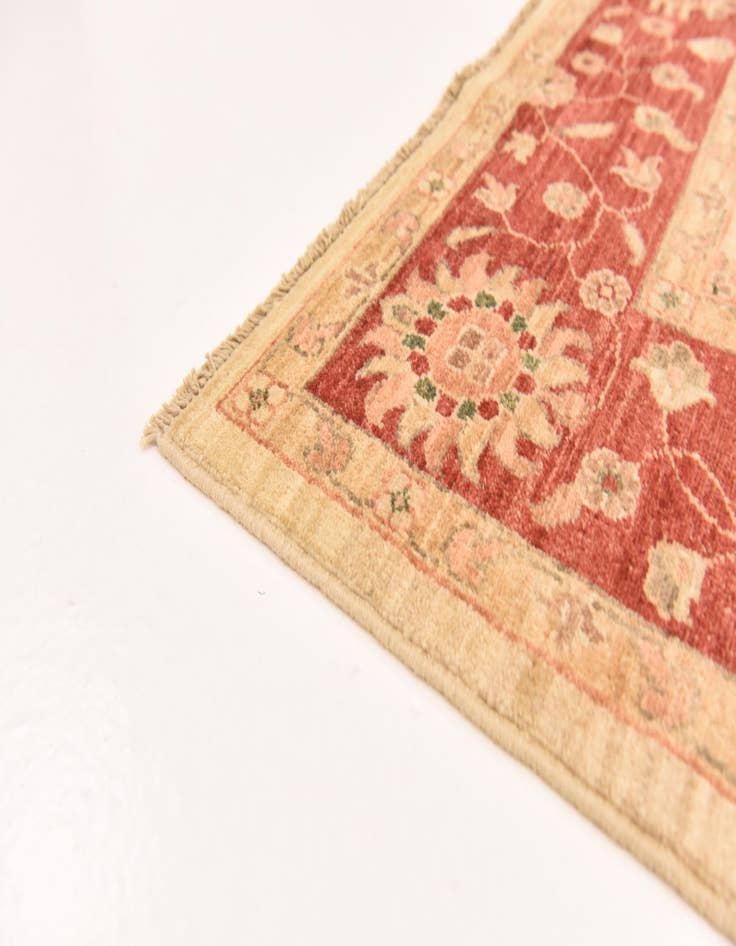 Detail image of  5' 1 x 6' 4  Hand Knotted Peshawar Ziegler Rug