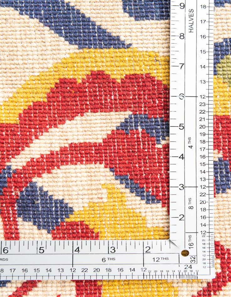 Detail image of  5' x 7' 4  Hand Knotted Peshawar Ziegler Rug