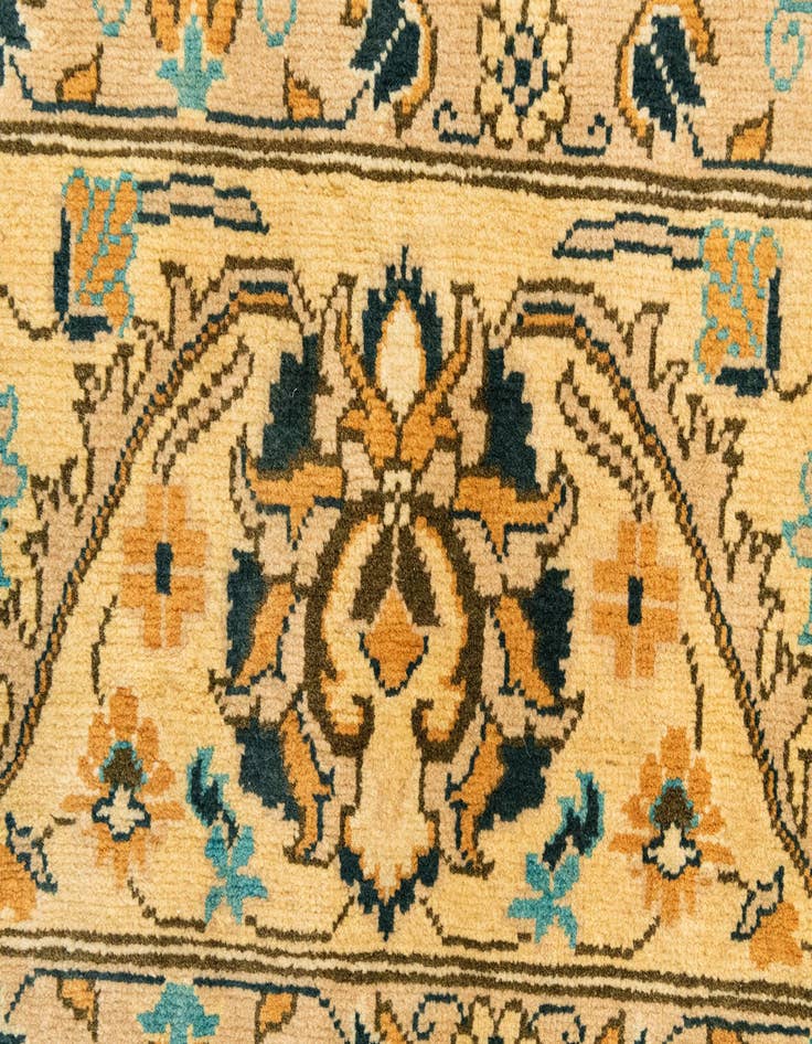 Detail image of  16' 8 x 22' 6  Hand Knotted Peshawar Ziegler Rug