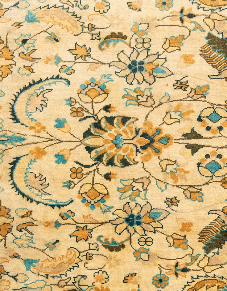 Detail image of  16' 8 x 22' 6  Hand Knotted Peshawar Ziegler Rug