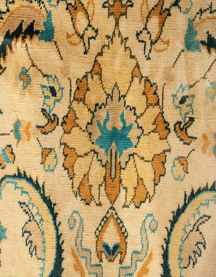 Detail image of  16' 8 x 22' 6  Hand Knotted Peshawar Ziegler Rug