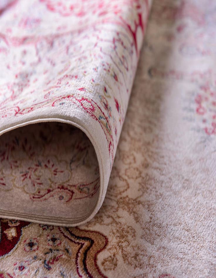 Detail image of  5' x 7' 5 Qom Bamboo Silk Rug