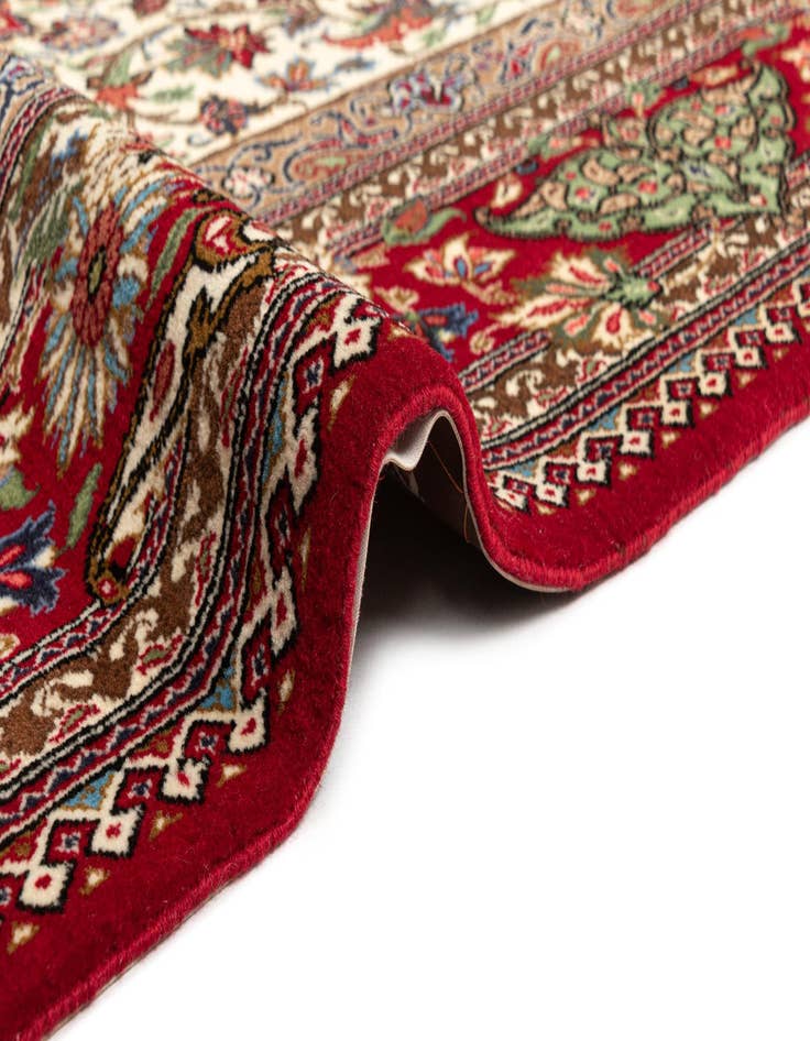 Detail image of  4' 7 x 7' 11  Hand Knotted Qom Persian Rug