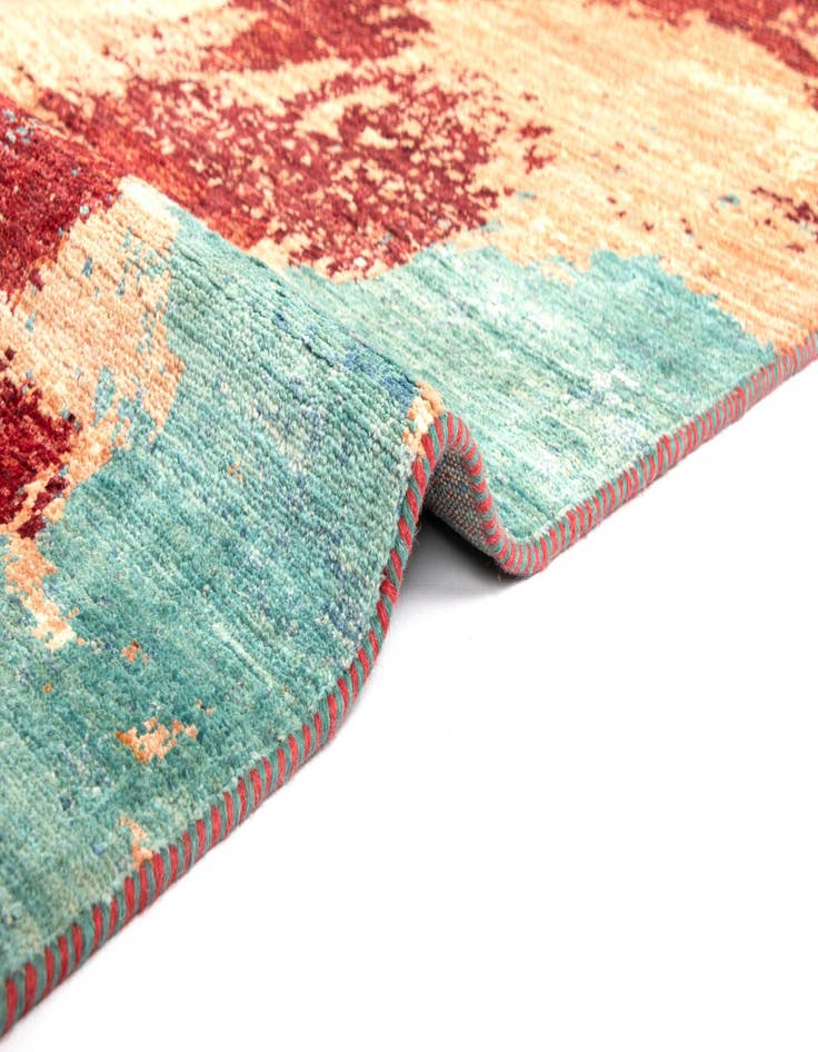 Detail image of  4' 10 x 6' 8 Rubin Wool Rug