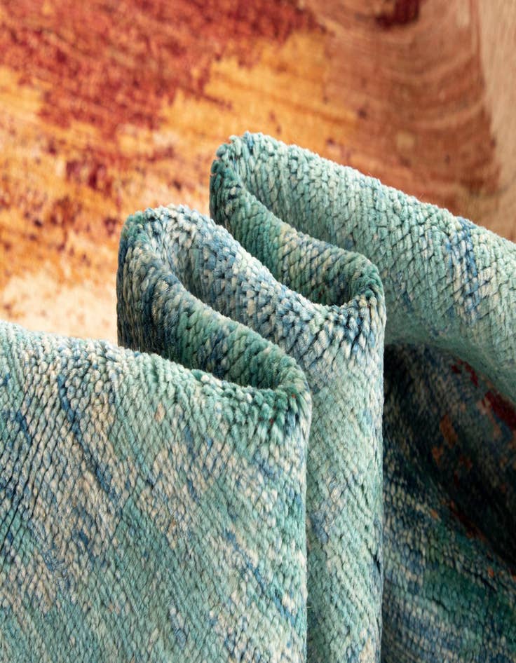 Detail image of  4' 10 x 6' 8 Rubin Wool Rug