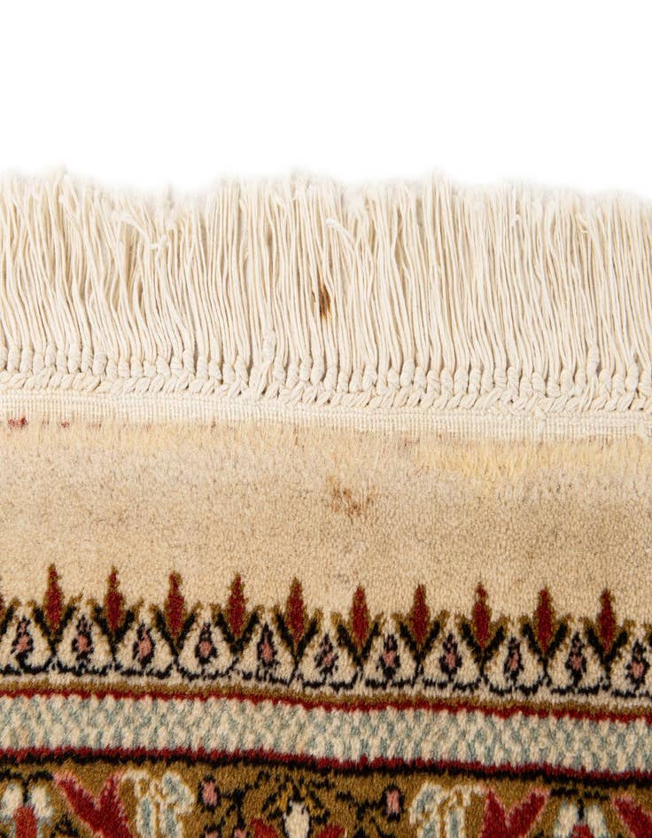 Detail image of  7' 7 x 9'  Hand Knotted Sarough Oriental Wool Rug