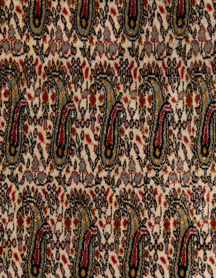 Detail image of  7' 7 x 9'  Hand Knotted Sarough Oriental Wool Rug