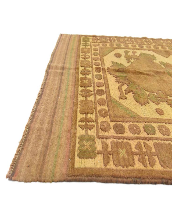 Detail image of  4' x 6'  Hand Woven Sumak Wool Rug