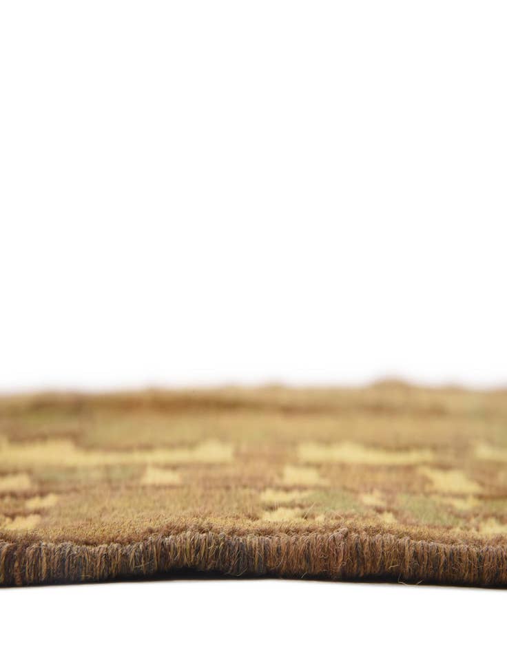 Detail image of  4' x 6'  Hand Woven Sumak Wool Rug