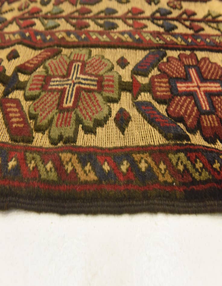 Detail image of  4' 4 x 5' 7  Hand Knotted Sumak Wool Rug