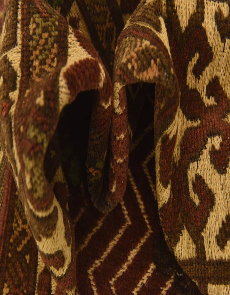 Detail image of  4' 2 x 5' 11  Hand Knotted Sumak Wool Rug