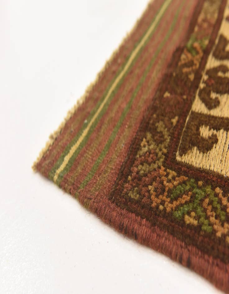 Detail image of  4' 2 x 5' 11  Hand Knotted Sumak Wool Rug