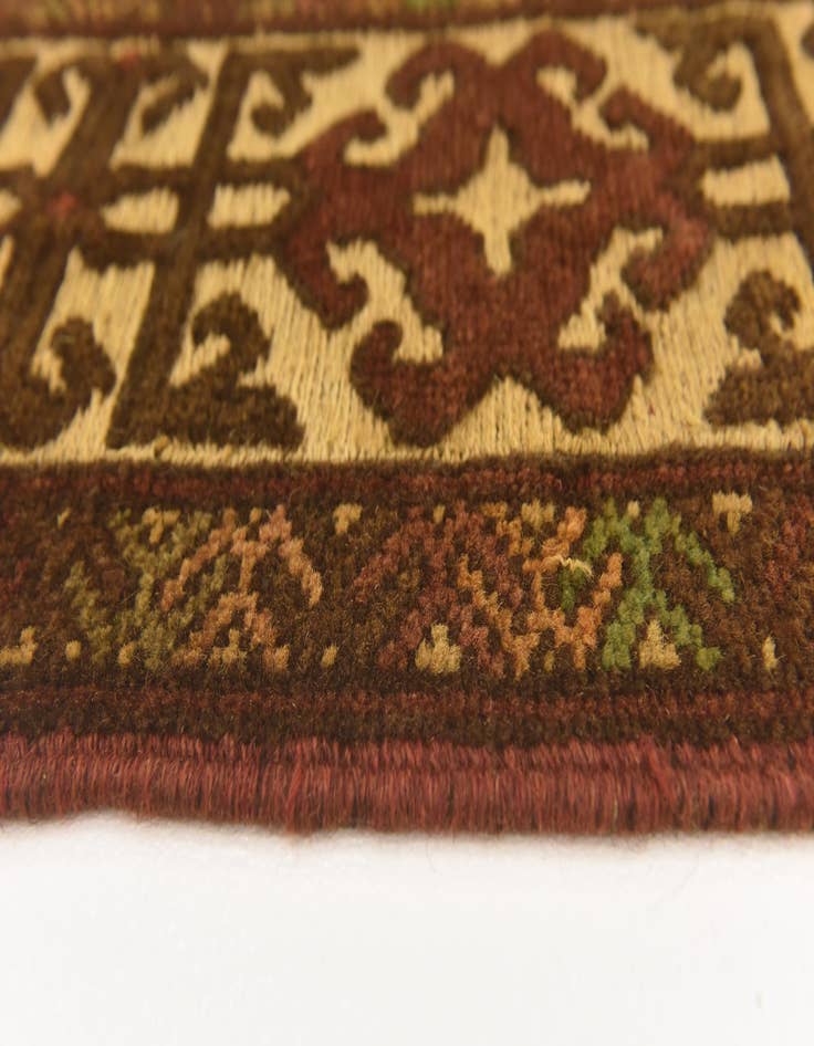 Detail image of  4' 2 x 5' 11  Hand Knotted Sumak Wool Rug