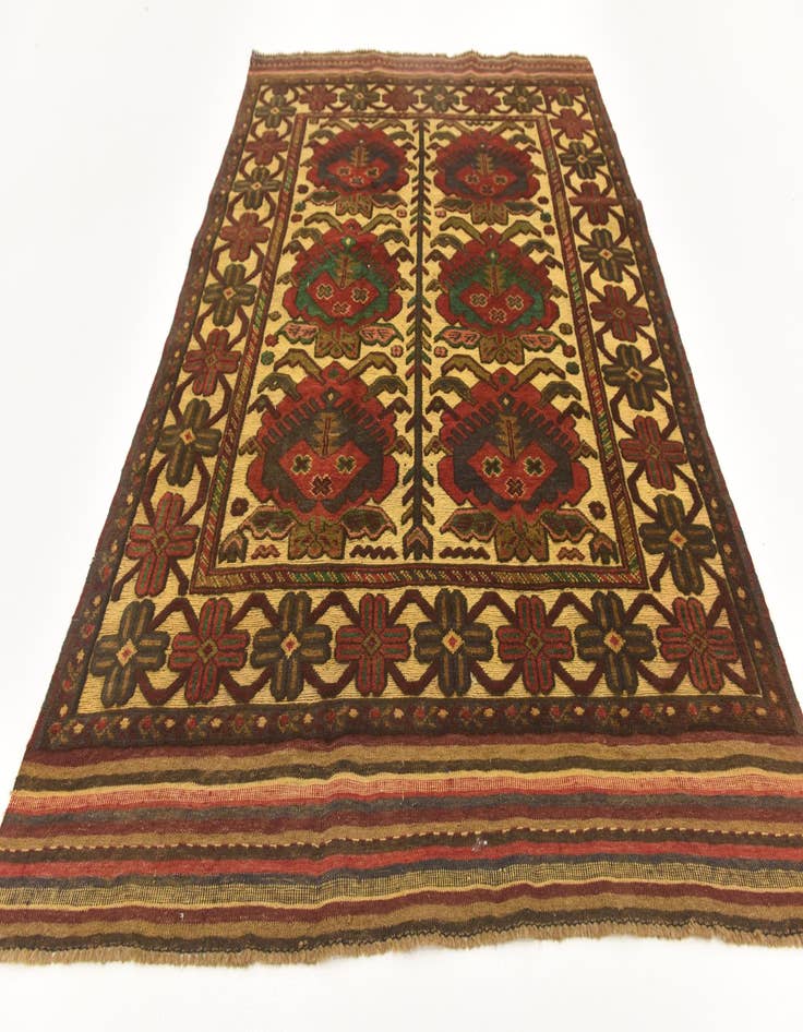 Detail image of  4' 2 x 5' 11  Hand Knotted Sumak Wool Rug