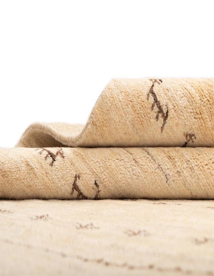 Detail image of  4' 1 x 5' 11 Tabiibaft Wool Rug