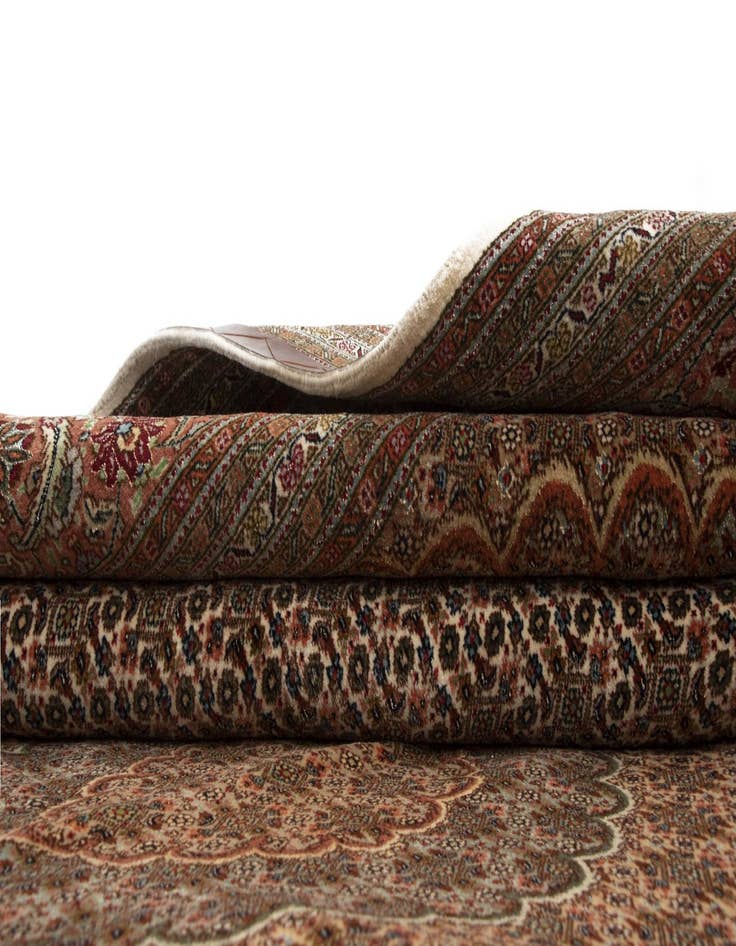 Detail image of  9' 10 x 12' 11 Tabriz Mahi Rug