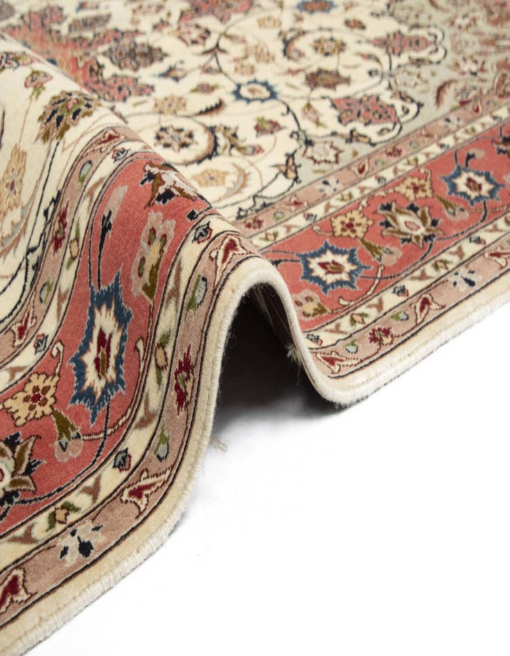 Detail image of  4' 11 x 6' 7 Tabriz Rug