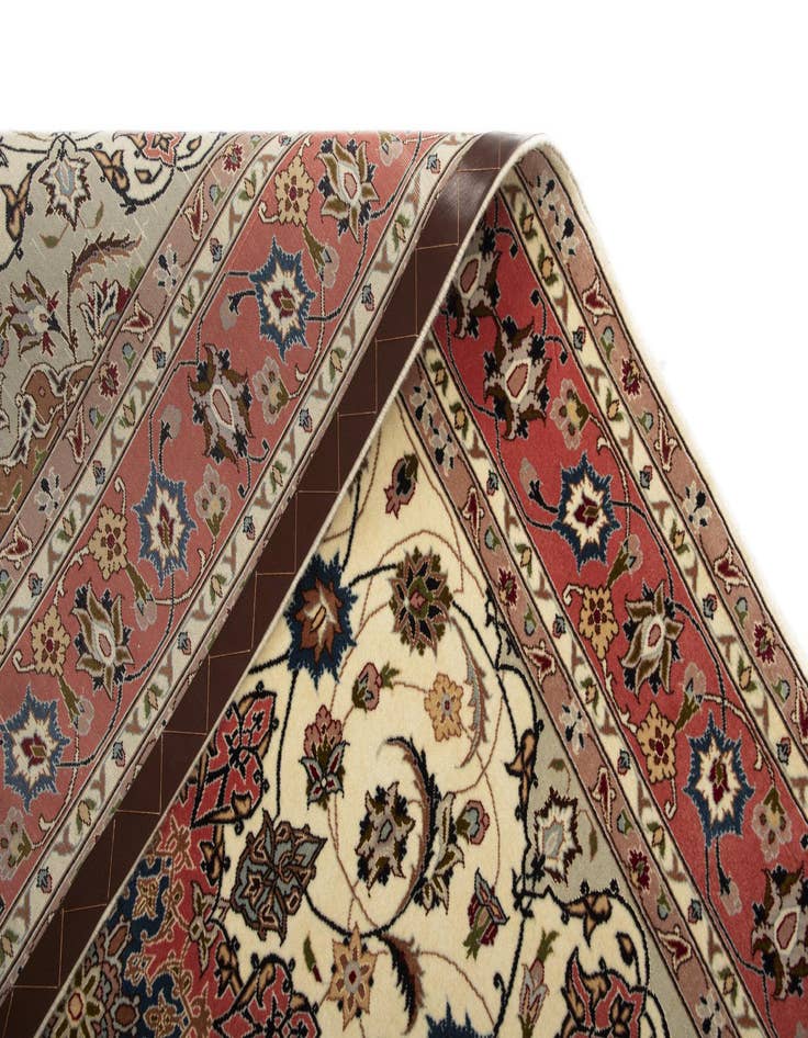 Detail image of  4' 11 x 6' 7 Tabriz Rug