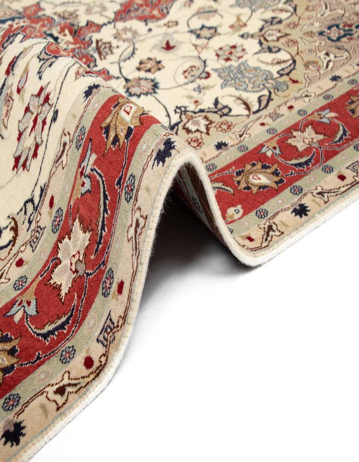 Detail image of  4' 11 x 6' 9 Tabriz Rug