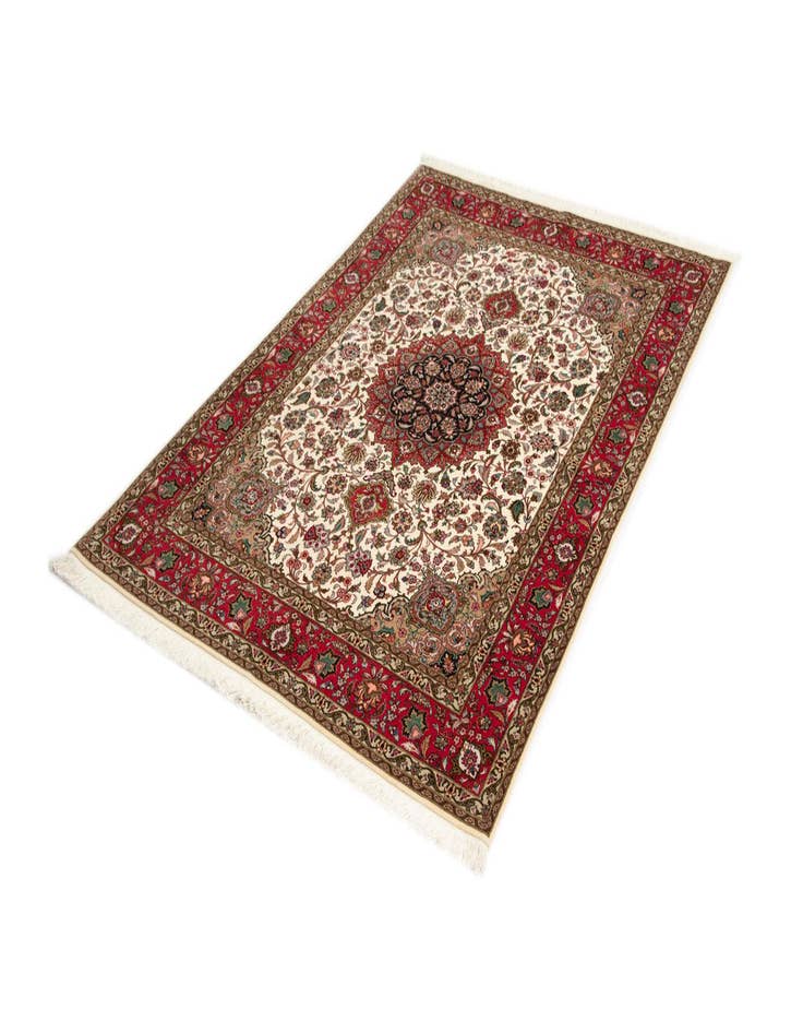 Detail image of  5' x 7' 1 Tabriz Rug