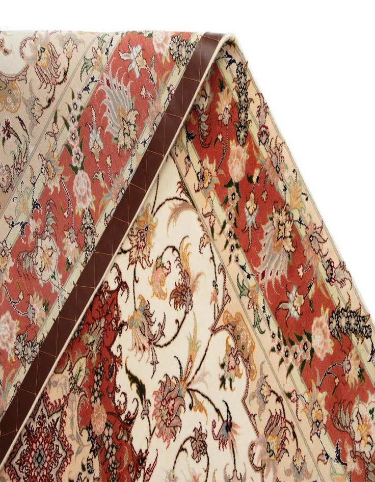 Detail image of  4' 10 x 6' 6 Tabriz Rug