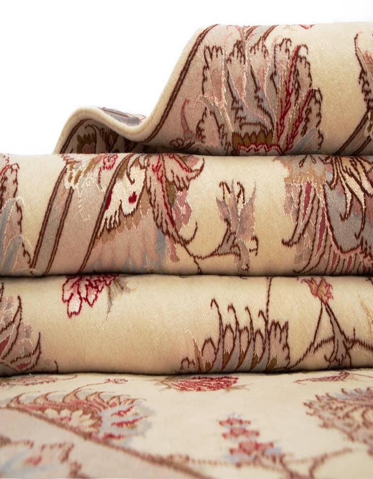 Detail image of  5' x 6' 11 Tabriz Rug