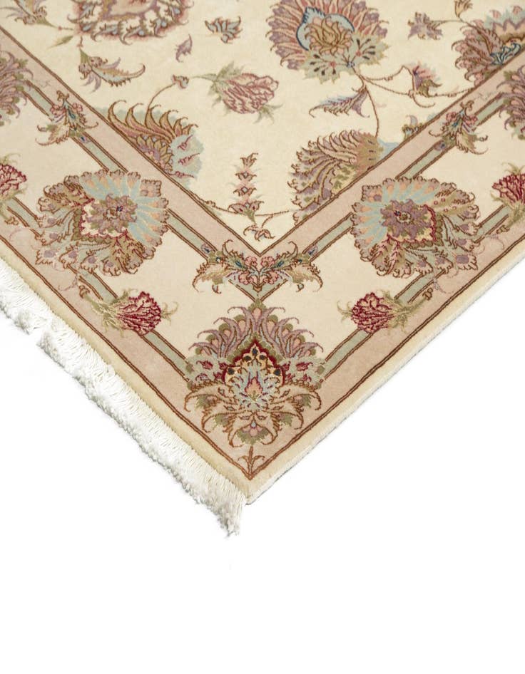 Detail image of  4' 11 x 6' 11 Tabriz Rug