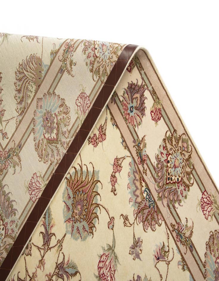 Detail image of  4' 11 x 6' 11 Tabriz Rug