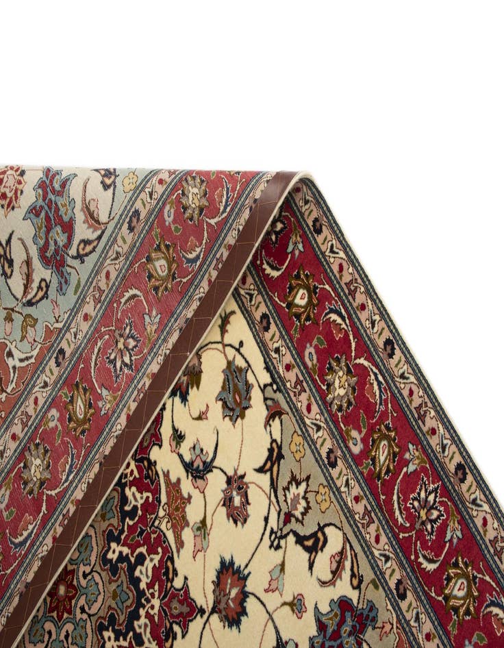 Detail image of  5' x 7' 3 Tabriz Rug
