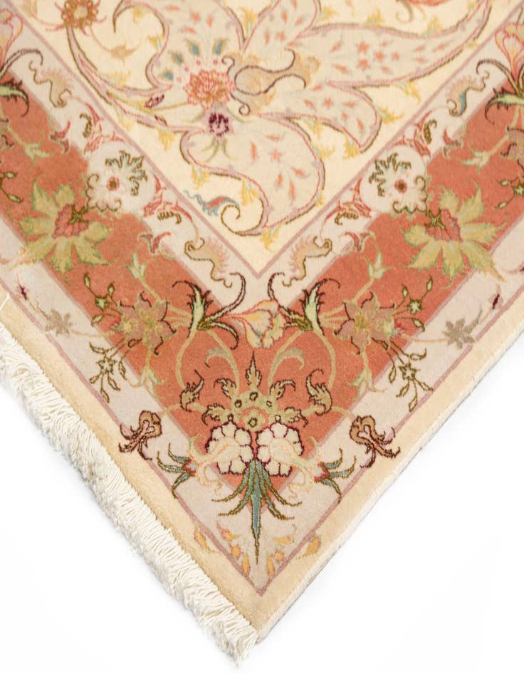 Detail image of  4' 8 x 6' 9 Tabriz Rug