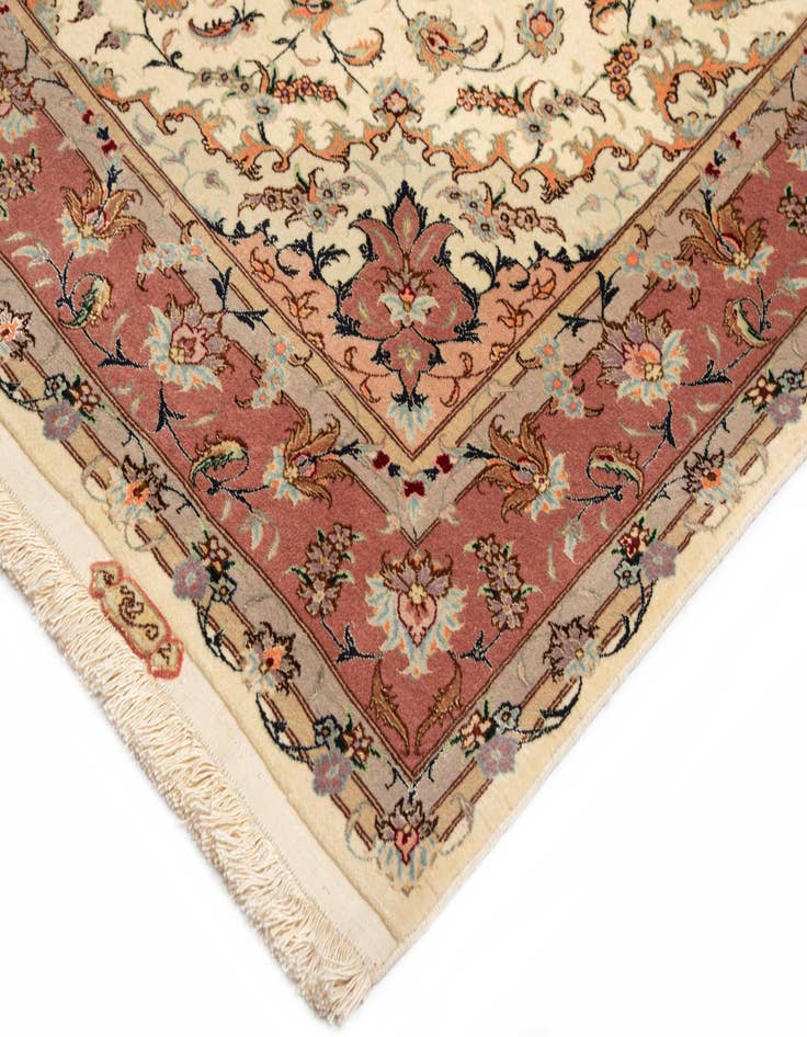 Detail image of  5' x 7' Tabriz Rug