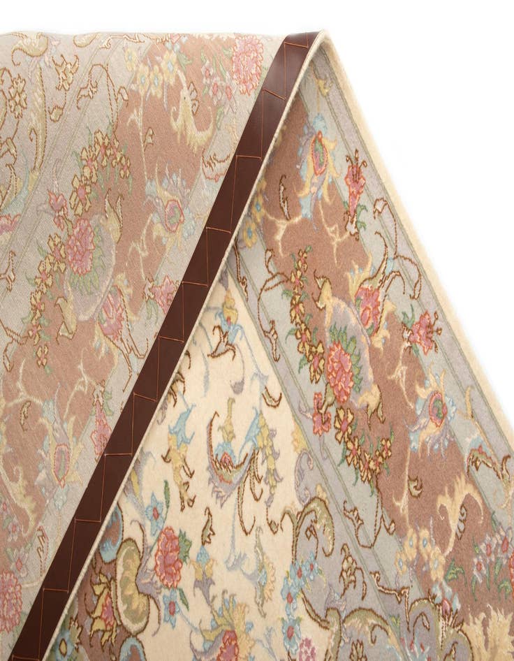 Detail image of  5' x 6' 11 Tabriz Rug