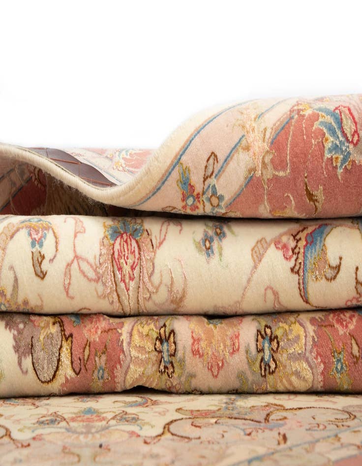 Detail image of  5' x 6' 4 Tabriz Rug