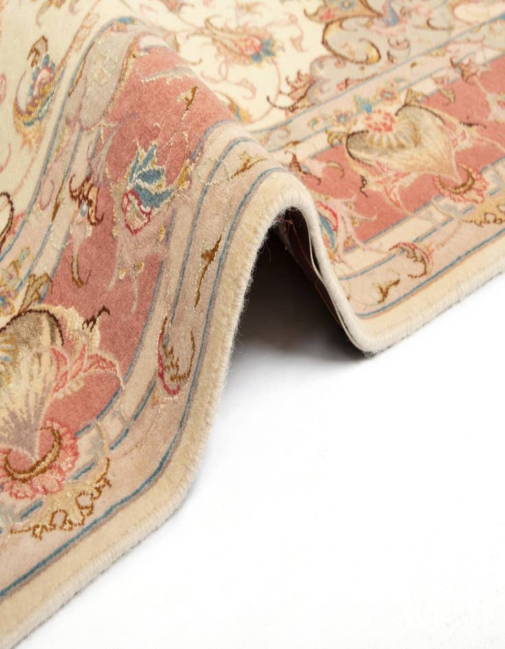 Detail image of  5' x 6' 4 Tabriz Rug