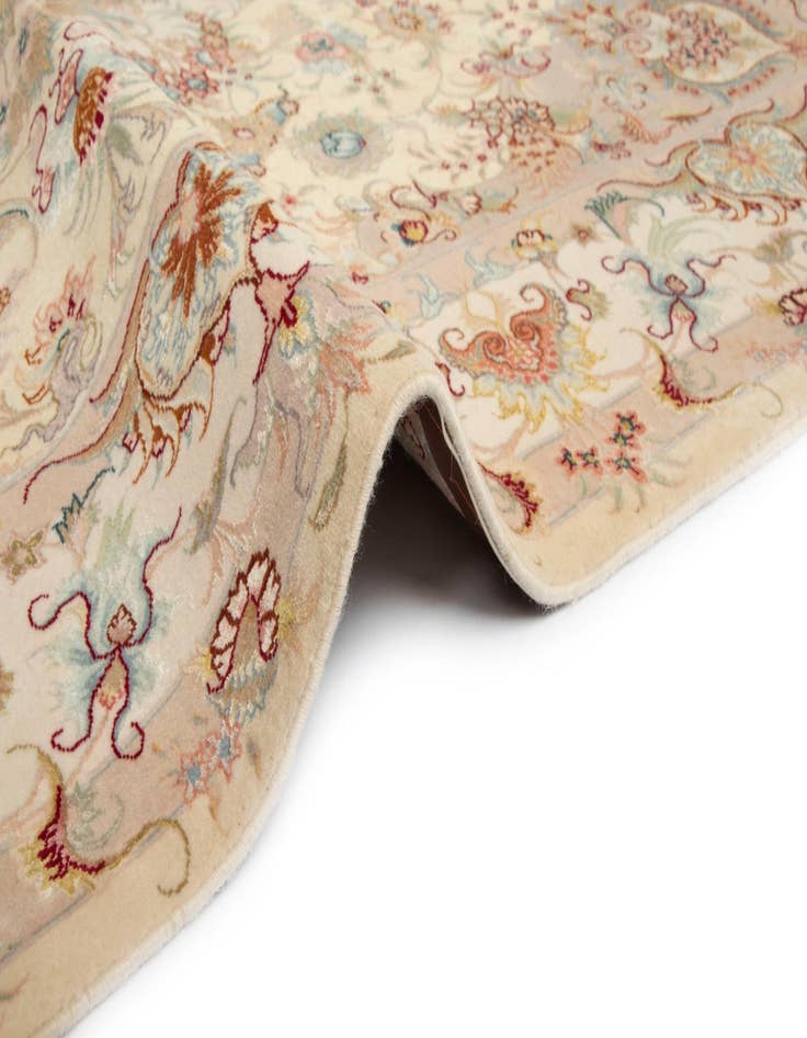 Detail image of  5' 1 x 7' Tabriz Rug