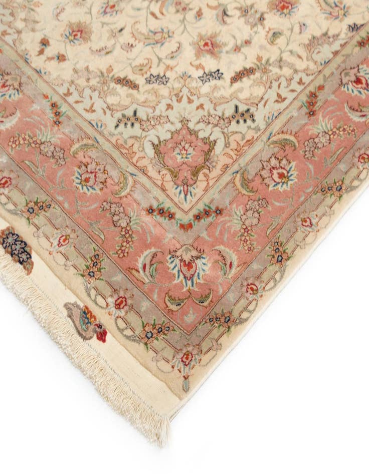 Detail image of  4' 11 x 6' 11 Tabriz Rug