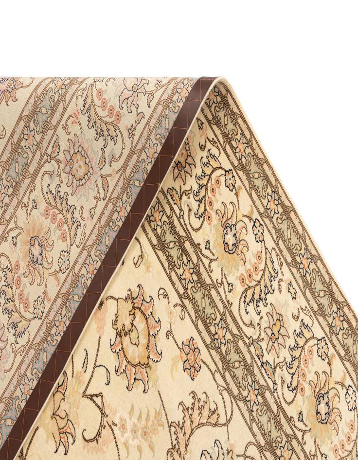 Detail image of  8' x 9' 11 Tabriz Rug