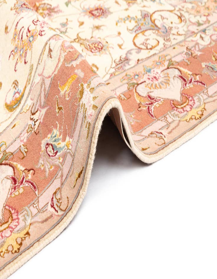 Detail image of  5' 1 x 7' 1 Tabriz Rug