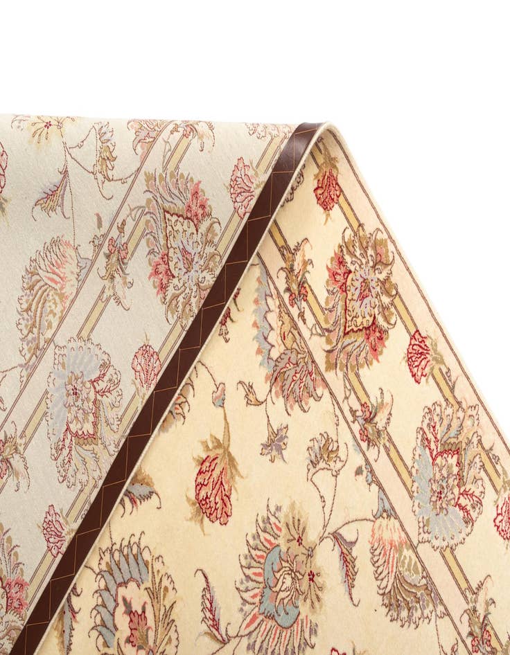 Detail image of  5' x 6' 9 Tabriz Rug