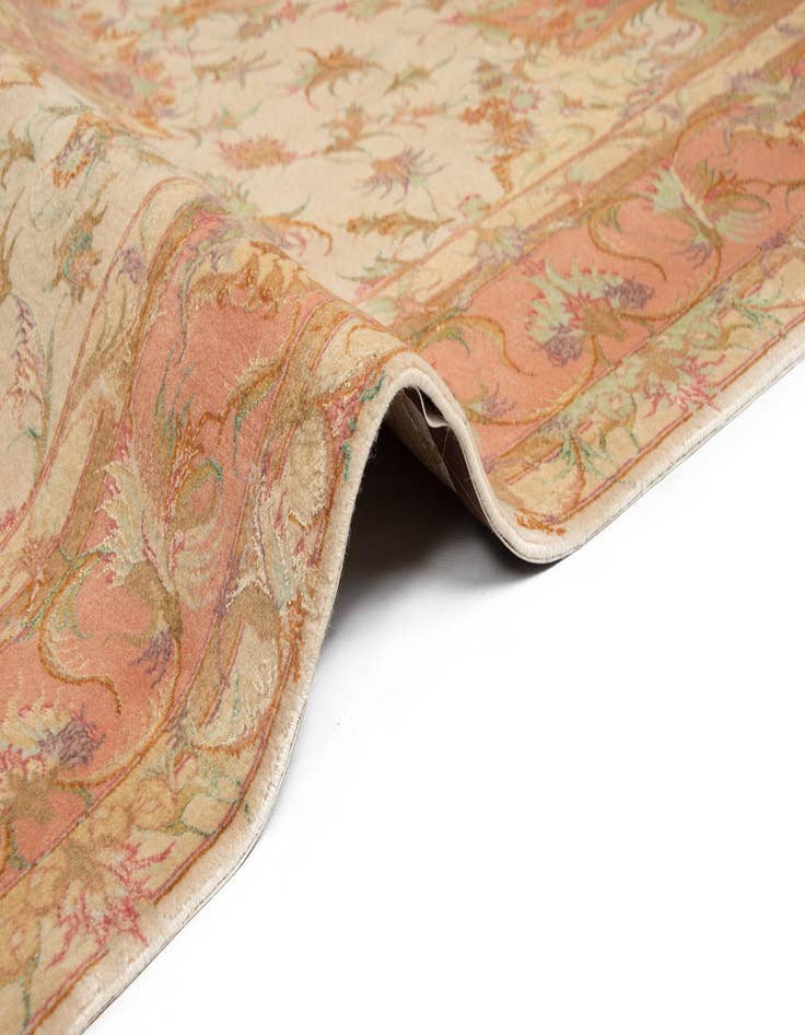 Detail image of  4' 11 x 6' 8 Tabriz Rug