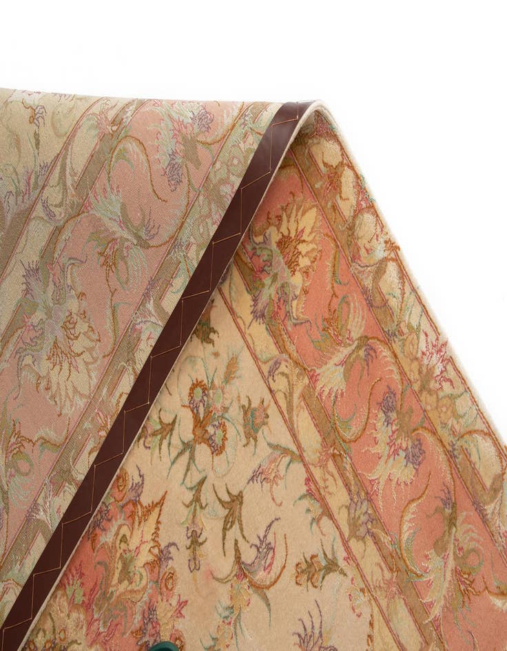 Detail image of  4' 11 x 6' 8 Tabriz Rug